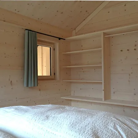 Ferienhaeuser Stiva Pintga Apartmán *